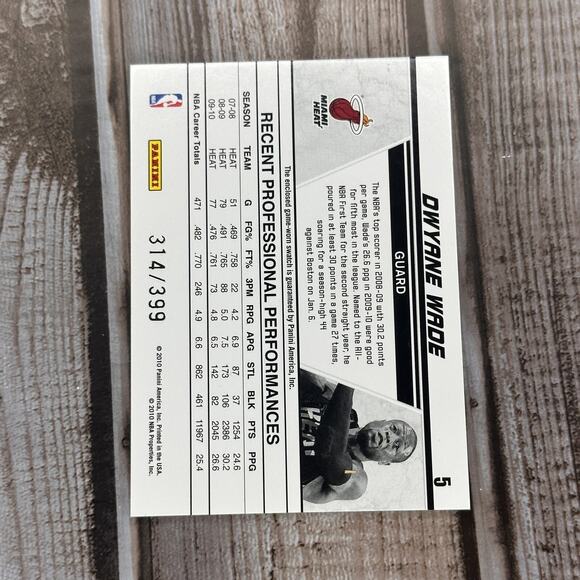 2010 Donruss Dwyane Wade Production Line Jersey Patch Card 314/399 Miami Heat - Picture 3 of 3